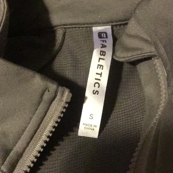 NWT FABLETICS KIMMY JACKET - Picture 3 of 6